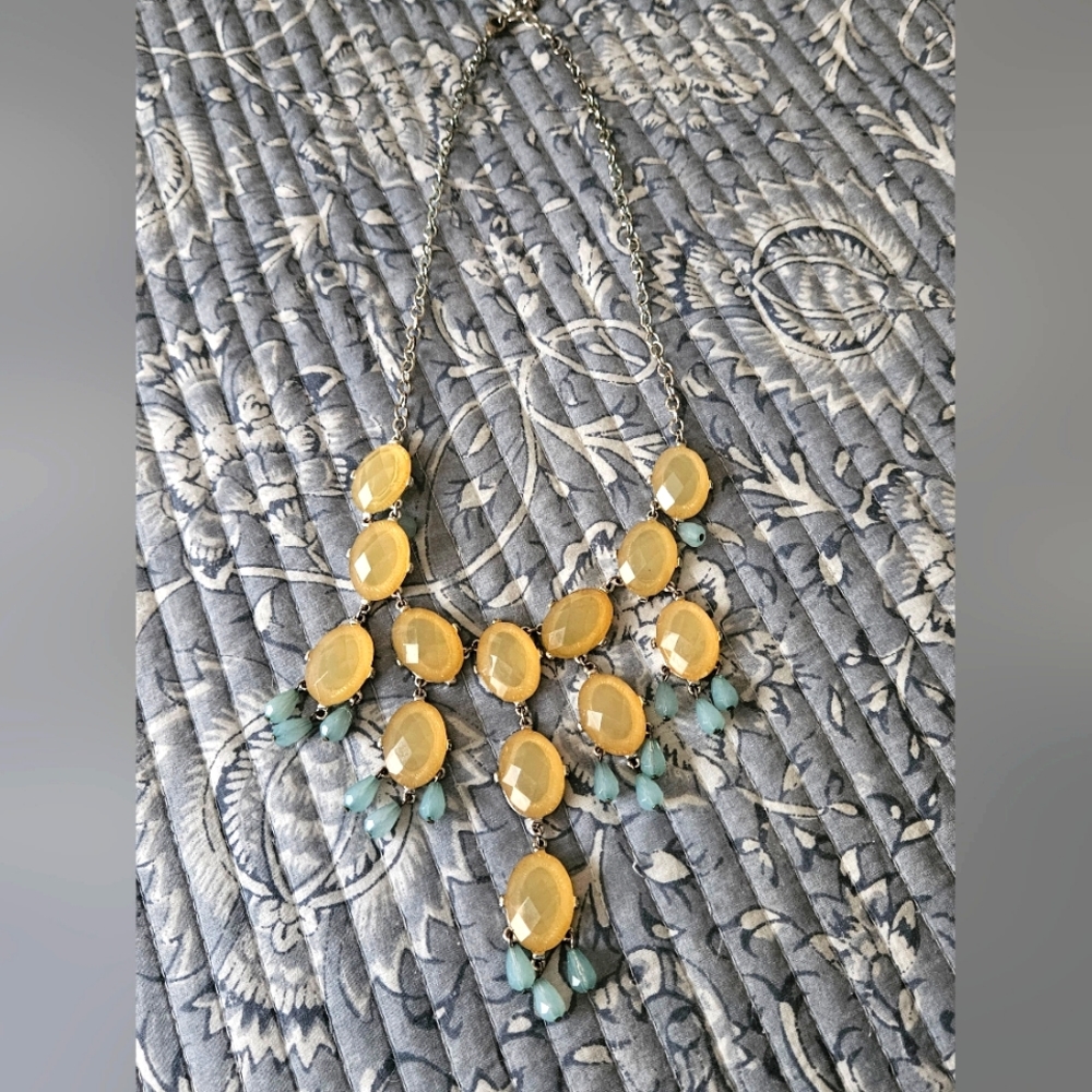 New York & company necklace
